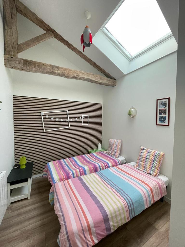 Gite De Charme - 3 Chambres, 5 Lits - De 4 A 7 Personnes Avanton Extérieur photo
