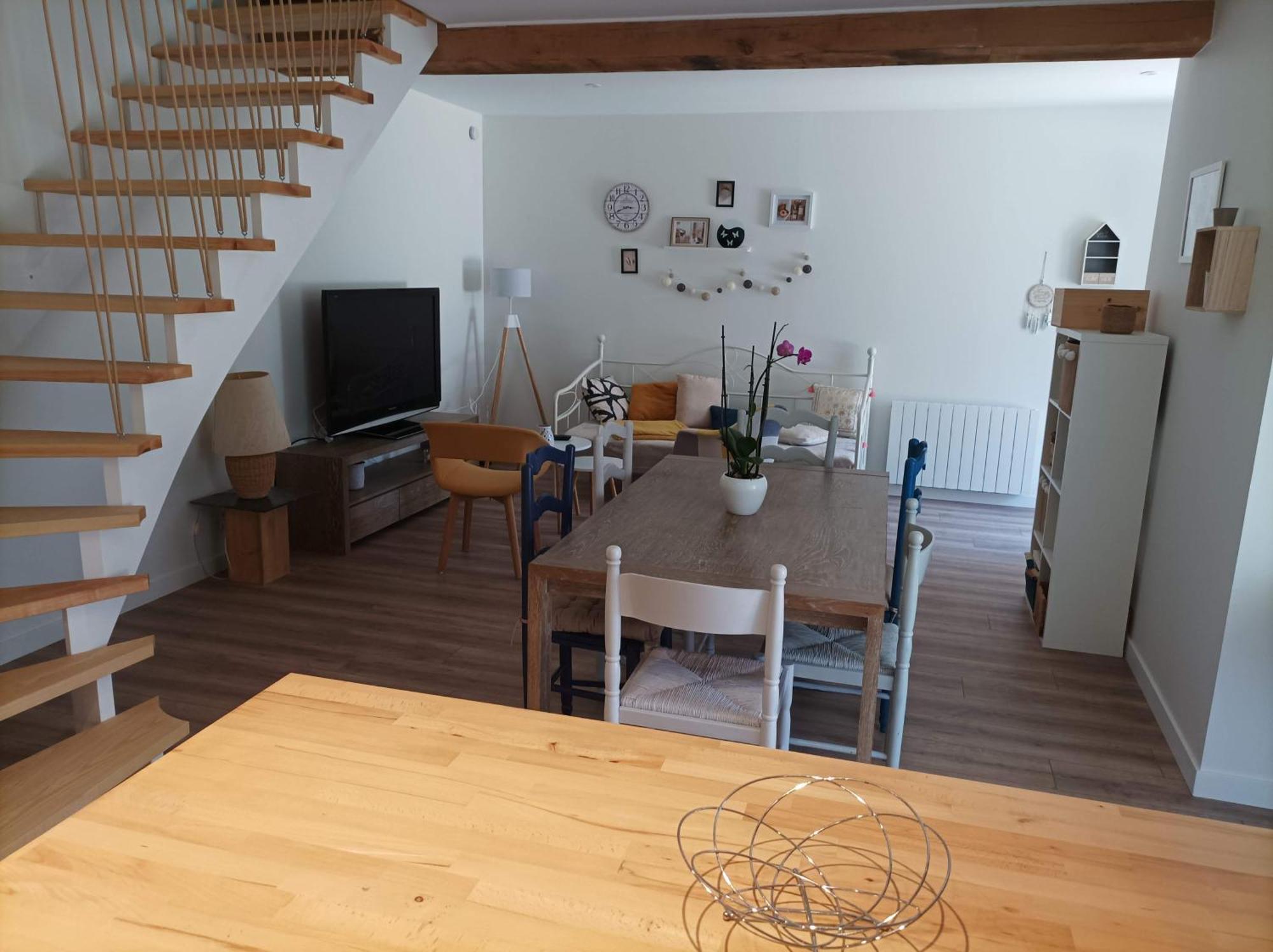 Gite De Charme - 3 Chambres, 5 Lits - De 4 A 7 Personnes Avanton Extérieur photo