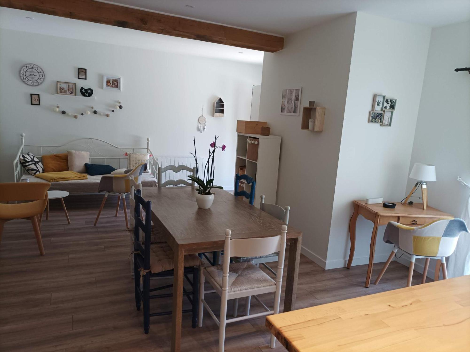Gite De Charme - 3 Chambres, 5 Lits - De 4 A 7 Personnes Avanton Extérieur photo