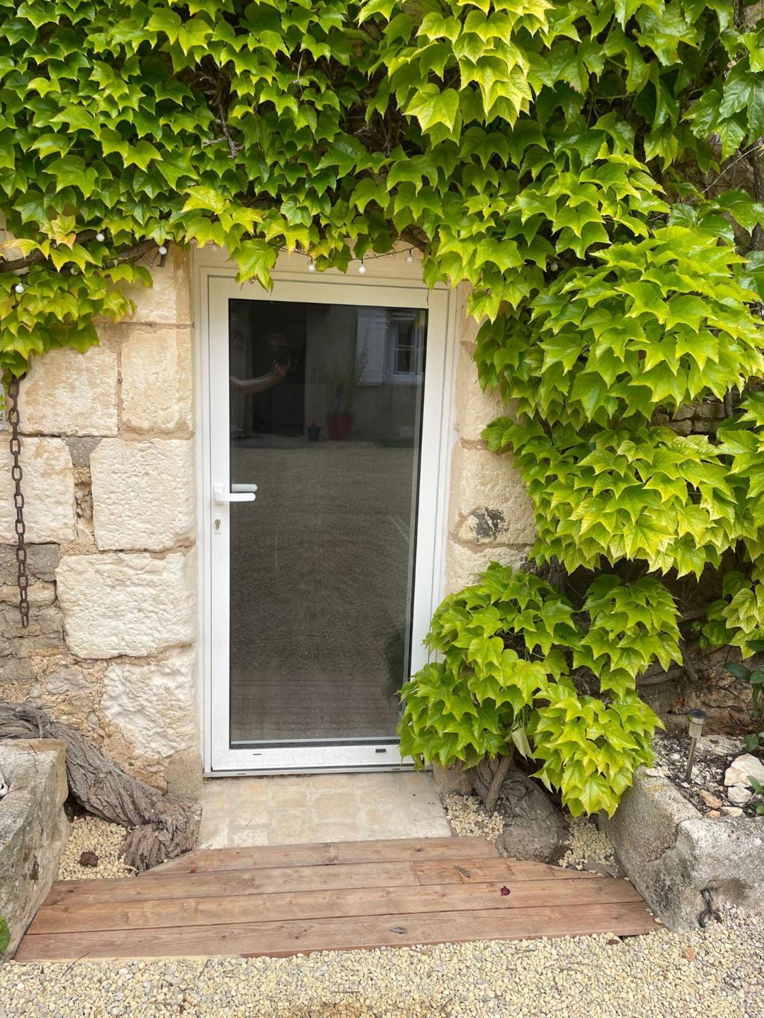 Gite De Charme - 3 Chambres, 5 Lits - De 4 A 7 Personnes Avanton Extérieur photo