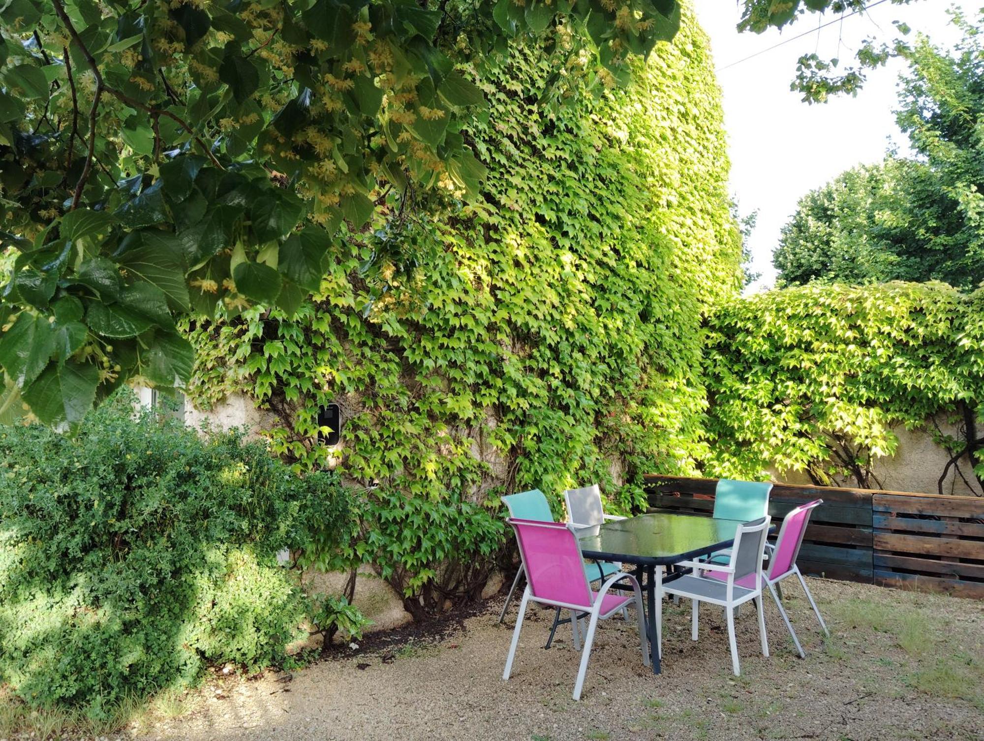 Gite De Charme - 3 Chambres, 5 Lits - De 4 A 7 Personnes Avanton Extérieur photo